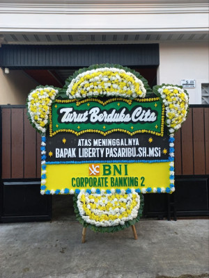 Papan Bunga Duka di 30 Ilir